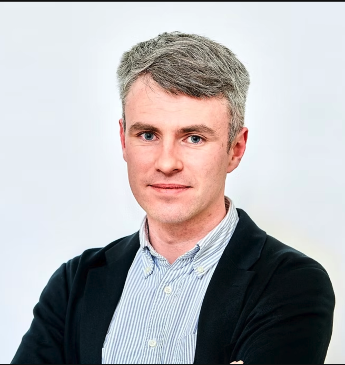 Dr Eamonn Bell