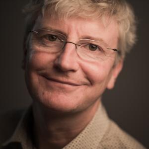 Dr Martin Wynne